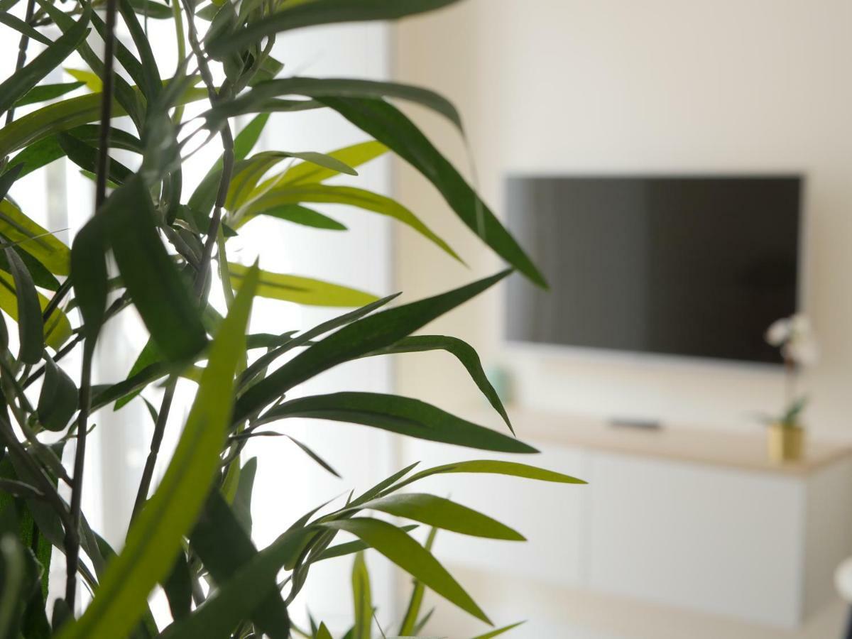 Home In Seville Luxury V33-1A ภายนอก รูปภาพ